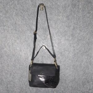 Vince Camuto Crossbody Bag Black Leather Crocodile Embossed Pebble‎ Handbag